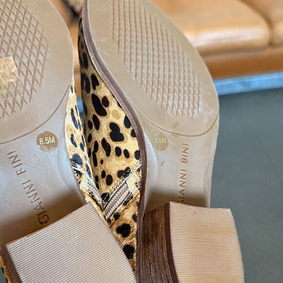 Gianni Bini Cheetah Print Genuine Leather Ankle Booties with zippers size 8.5 - Picture 8 of 11